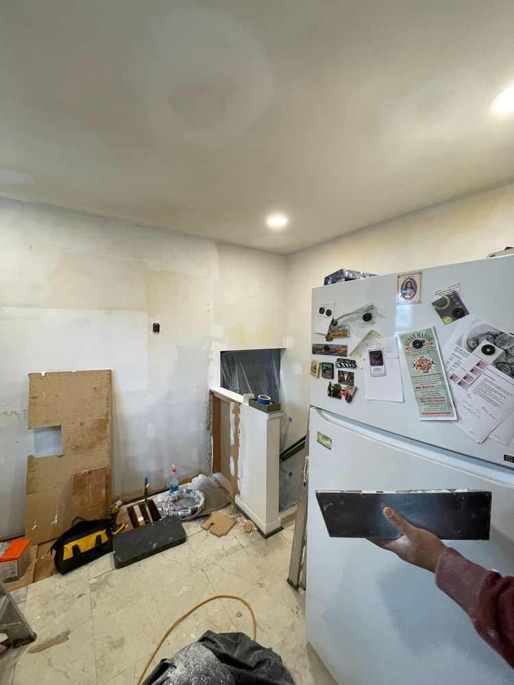 Slide of Tony Semo Contractor