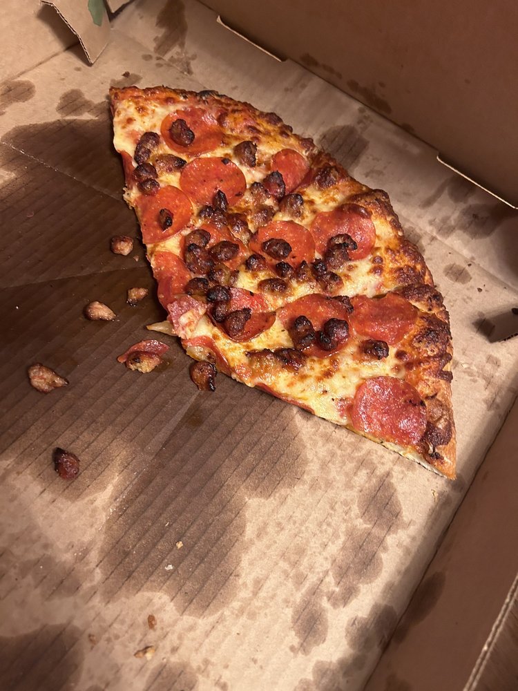 Food from Hambone's Pizza