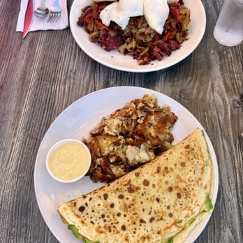 Cafe M - Delmar Crepe and Homemade Corned Beef Hash - Breakfast & Brunch Near Me - Berkeley, California