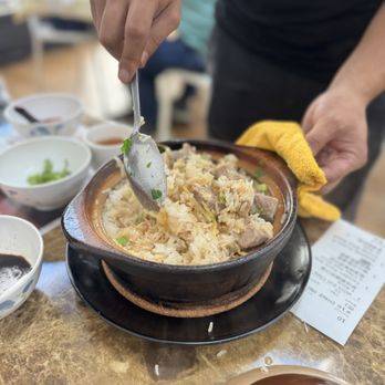 Square Bistro - Pork rib clay pot rice - Cantonese Near Me - El Monte, California Square Bistro - Pork rib clay pot rice - Cantonese Near Me - El Monte, California