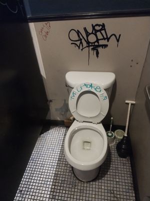 Tiny Bubble Room by null