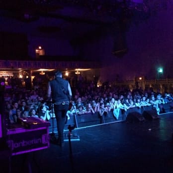 Ventura Theatre - Christian McAlhaney of Anberlin 10-5-13 - Music Venues Near Me - Ventura, California