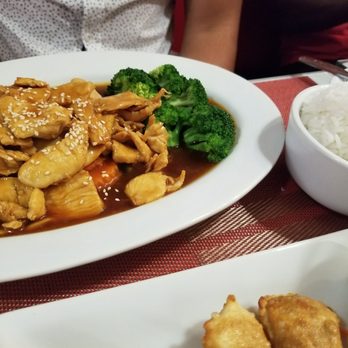 Siam Corner Thai Kitchen & Pho - Teriyaki Chicken - Thai Near Me - Windsor, Connecticut