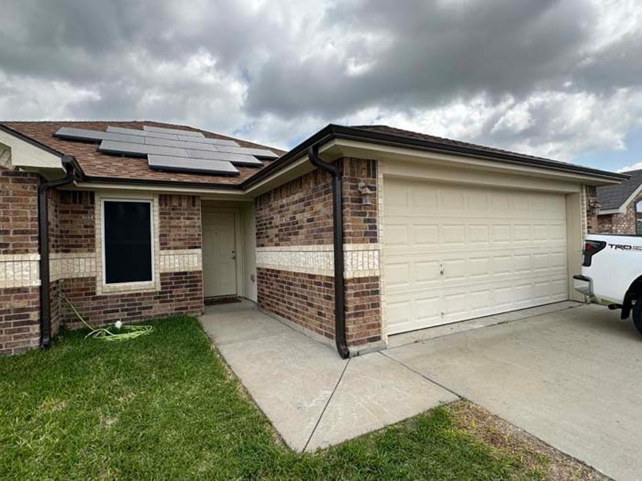 Slide of Hunter Roofing & Restoration