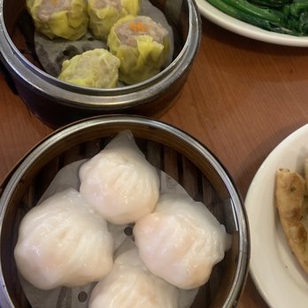 Macky's Dim Sum - Shrimp dumpling in the bottom and shu mai on the top - Dim Sum Near Me - Issaquah, Washington Macky's Dim Sum - Shrimp dumpling in the bottom and shu mai on the top - Dim Sum Near Me - Issaquah, Washington