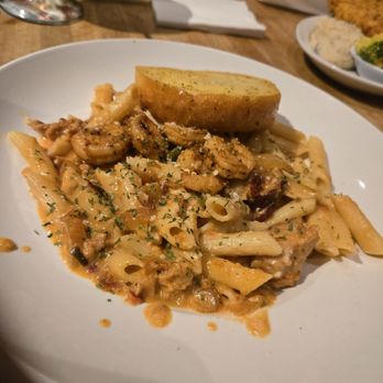 Cheddar's Scratch Kitchen - New Orleans Pasta - Comfort Food Near Me - Brandywine, Maryland Cheddar's Scratch Kitchen - New Orleans Pasta - Comfort Food Near Me - Brandywine, Maryland