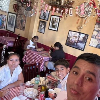 Cafe Corleone - The Family Muñoz Pérez - Italian Near Me - Paramount, California Cafe Corleone - The Family Muñoz Pérez - Italian Near Me - Paramount, California