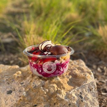 Playa Bowls - New Mermaid bowl for Mermaid SZN - Juice Bars & Smoothies Near Me - Allen, Texas Playa Bowls - New Mermaid bowl for Mermaid SZN - Juice Bars & Smoothies Near Me - Allen, Texas