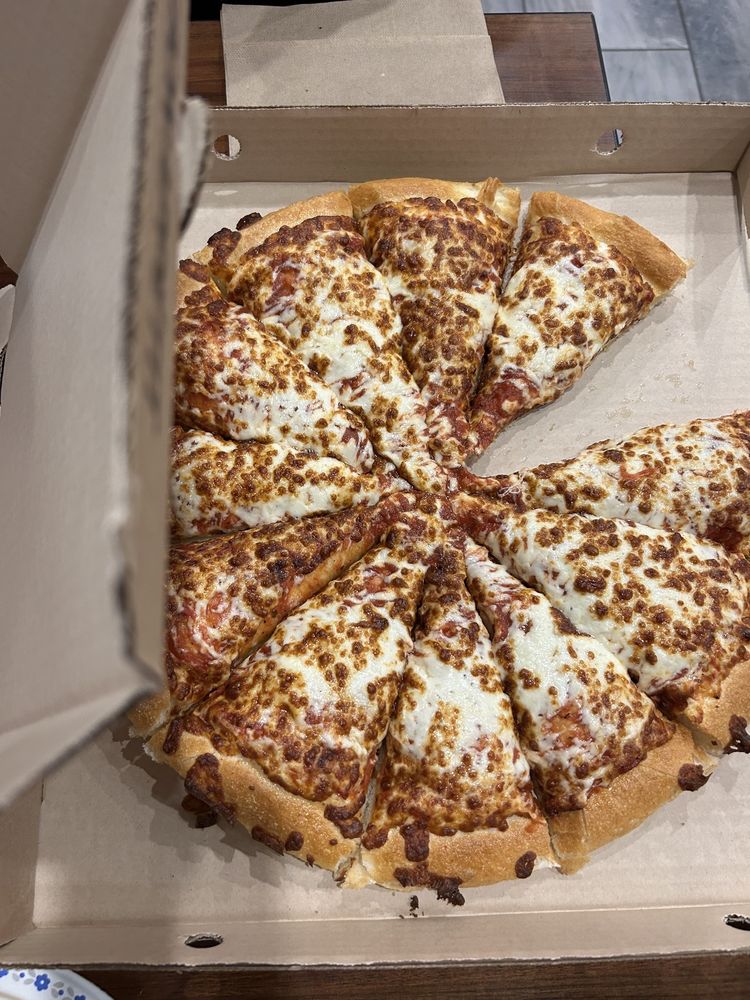 PIZZA HUT Updated July 2024 450 Garrison Road, Fort Erie, Ontario