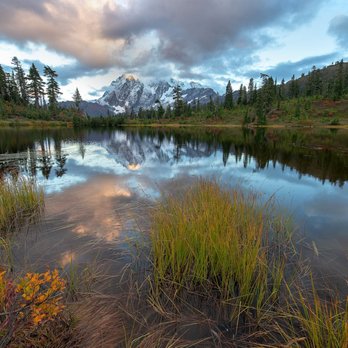 Picture Lake - Picture Lake sunset https://www.alwayswanderlust.com/picture-lake-mount-shuksan/ - Parks Near Me - Picture Lake, Washington