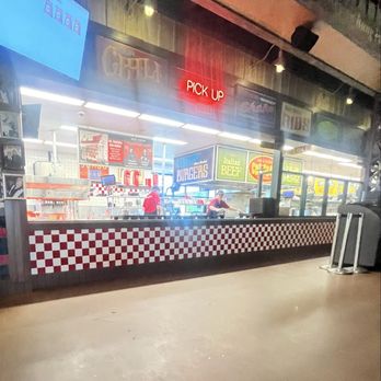 Portillo's Fishers - Hot Dogs Near Me - Fishers, Indiana Portillo's Fishers - Hot Dogs Near Me - Fishers, Indiana