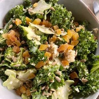 Rising Tide Tavern - Kale salad with quinoa - American Near Me - Pacific Beach, Washington Rising Tide Tavern - Kale salad with quinoa - American Near Me - Pacific Beach, Washington
