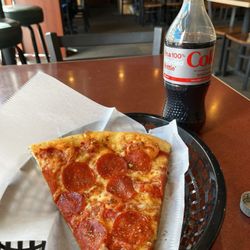Uncle Joe's Pizzeria Downtown