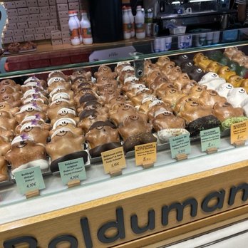 Boldú - Bolduman donuts - Bakeries Near Me - El Prat de Llobregat, B