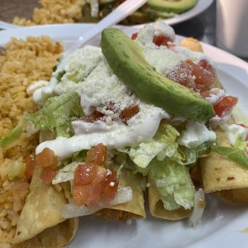 Tacos El Rey - Chicken flautas - Mexican Near Me - Yakima, Washington Tacos El Rey - Chicken flautas - Mexican Near Me - Yakima, Washington