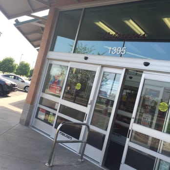 Walgreens - Outside - Drugstores Near Me - Grand Chute, Wisconsin Walgreens - Outside - Drugstores Near Me - Grand Chute, Wisconsin