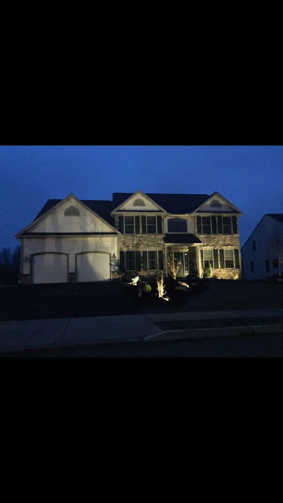 GRANDE CONSTRUCTION Updated October 2024 2213 Quarry Dr, West Lawn