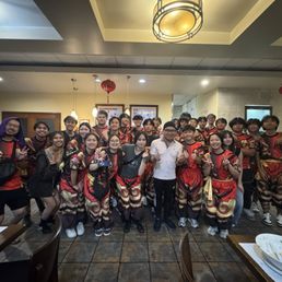 Qing Wei Lion Dance at Pho Thanh with Chu Thanh!