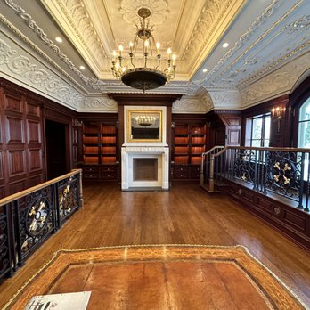 Built Right Custom Homes & General Contractors - Custon Wood Work and Flooring - General Contractors Near Me - West Palm Beach, Florida Built Right Custom Homes & General Contractors - Custon Wood Work and Flooring - General Contractors Near Me - West Palm Beach, Florida