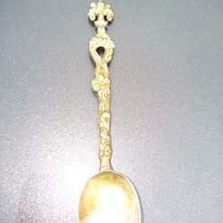 Hollywood Treasures - Golden baby spoon
