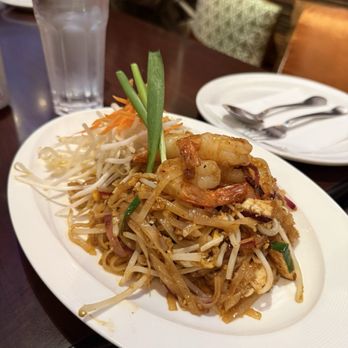 Khun Mae Thai Noodles - Pad Thai - Thai Near Me - San Francisco, California Khun Mae Thai Noodles - Pad Thai - Thai Near Me - San Francisco, California