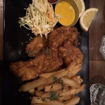 Off The Hook Raw Bar & Grill - Fish and chips - Seafood Near Me - Astoria, New York