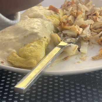 Brunch Snob - Chicken and avocado omelette - Breakfast & Brunch Near Me - Phoenix, Arizona Brunch Snob - Chicken and avocado omelette - Breakfast & Brunch Near Me - Phoenix, Arizona
