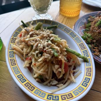 Eem - Spicy papaya salad - Cocktail Bars Near Me - Portland, Oregon Eem - Spicy papaya salad - Cocktail Bars Near Me - Portland, Oregon