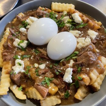 Easy ‘Que - Poutine fries - Barbeque Near Me - Kailua, Hawaii