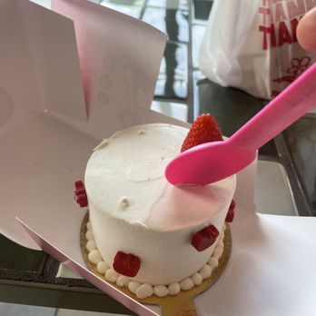 Hello Kitty Cafe - Strawberry cake tasted like tres leches! - Cafes Near Me - Irvine, California Hello Kitty Cafe - Strawberry cake tasted like tres leches! - Cafes Near Me - Irvine, California
