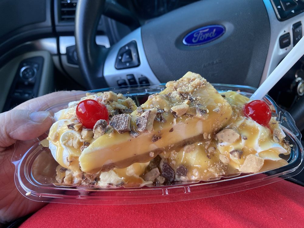 Just Ice Cream and a bit more Logo