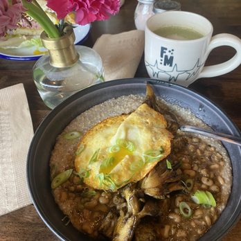 Five Mile Eatery - Coffee & Tea Near Me - Lafayette, Louisiana