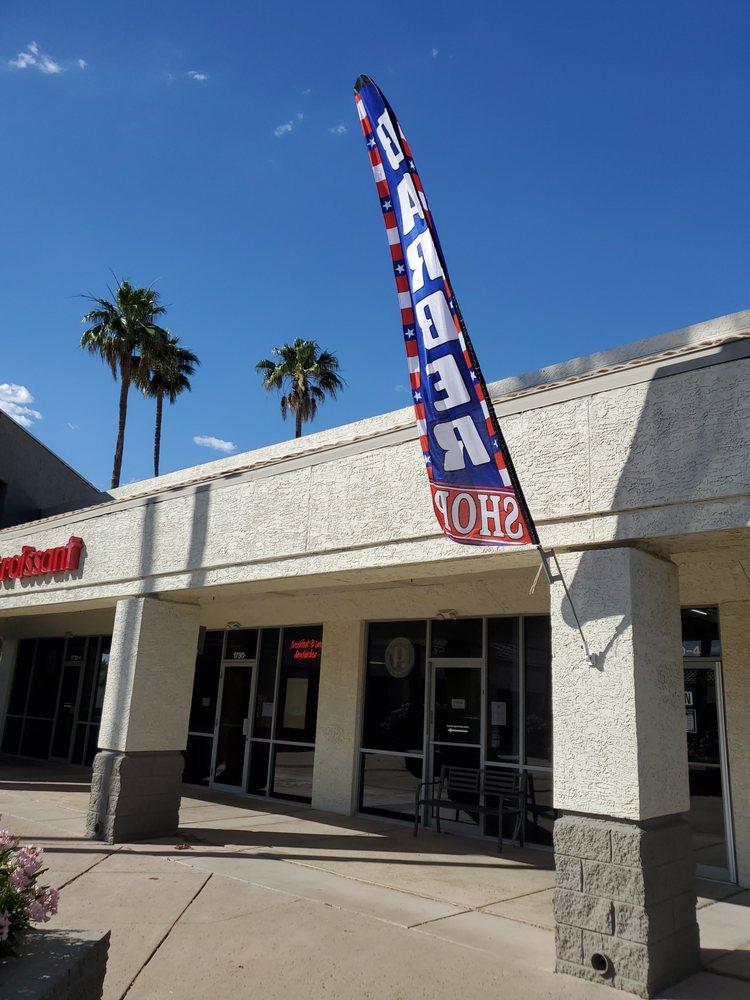 R’S Updated October 2024 17 Photos 1730 E Elliot Rd