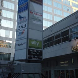 L'esplanade Laurier Shopping Centre