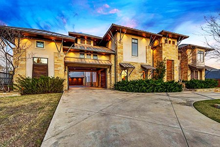 American Pride Roofing Logo
