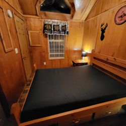 Rustic Creek Family Campground