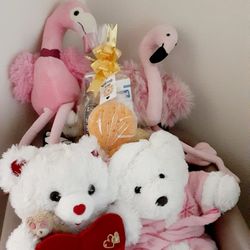 Villa Sorrento - Plushies. 9/1/25