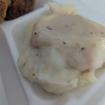 Bubba's Cooks Country - Dallas - Creamy mashed - American Near Me - Dallas, Texas