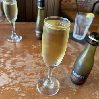 Sam Kendall's - American Near Me - Camden, South Carolina
