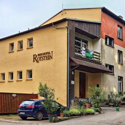 Berghotel Rotstein - Frontansicht (10/2021)