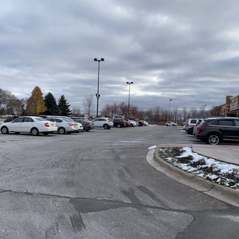 Starbucks - Large parking - Coffee & Tea Near Me - Woodbury, Minnesota