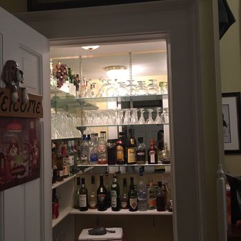 Inn At Warner Hall - Fully stocked wet bats accessible 24 hrs - Hotels Near Me - Gloucester, Virginia Inn At Warner Hall - Fully stocked wet bats accessible 24 hrs - Hotels Near Me - Gloucester, Virginia