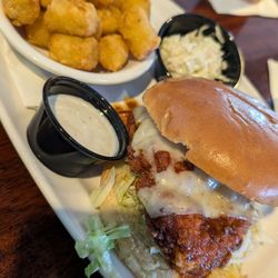 Jake n JOES Sports Grille - Woburn - hot chicken sandwhich