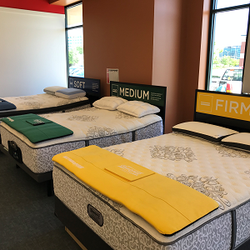 Mattress Firm Lombard