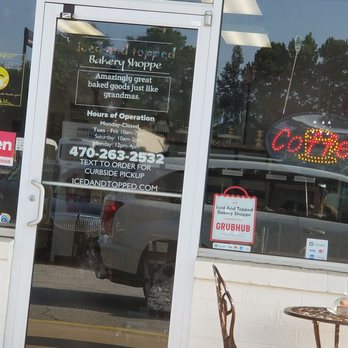 Iced And Topped Bakery Shoppe - They even use delivery service - Bakeries Near Me - Douglasville, Georgia Iced And Topped Bakery Shoppe - They even use delivery service - Bakeries Near Me - Douglasville, Georgia