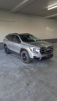 M J Goss Motor Company