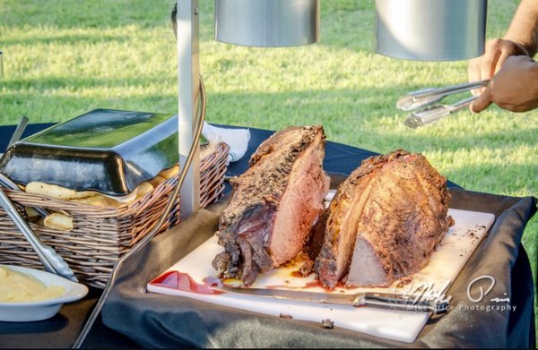 Catering Unlimited by null