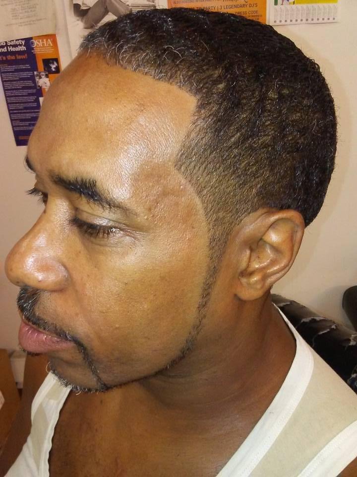 Leroy's Barber Shop Logo