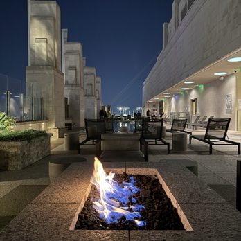 Market Square Tower - Apartments Near Me - Houston, Texas