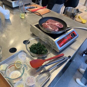 Sur La Table - Steak - Kitchen Supplies Near Me - Columbus, Ohio